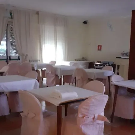 Hotel Laurin 3*