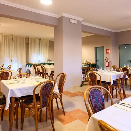 Hotel Laurin 3*