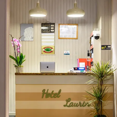 Laurin Hotel 3*