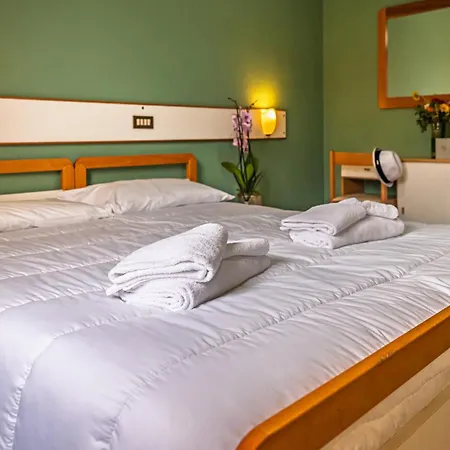 Laurin Hotel 3*