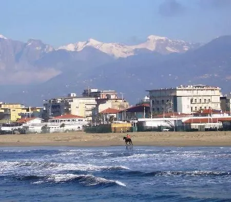 Laurin 3* Lido di Camaiore